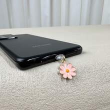 1pc Chrysanthemum Pendant Silicone Phone Dust Plug, Compatible With IPhone/Type-C Interface, Prevents Dust From Entering Phone Port - Pink - View 5