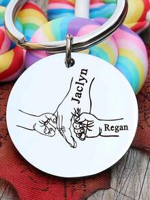 1pc Personalized Stainless Steel Family Surname Keychain, Customized Name Engraved Heart Shaped Gift, Suitable For Father's Day, Mother's Day Or Special Occasions, Customized Name Option, Minimalist Style Family Gift, Suitable For Men And Women, Customized Name Round Pendant Keychain, Pet Accessories Gift, Stainless Steel Jewelry, Couple Gift, Valentine's Day Gift, Birthday Gift, Anniversary Gift - Multicolor - View 5