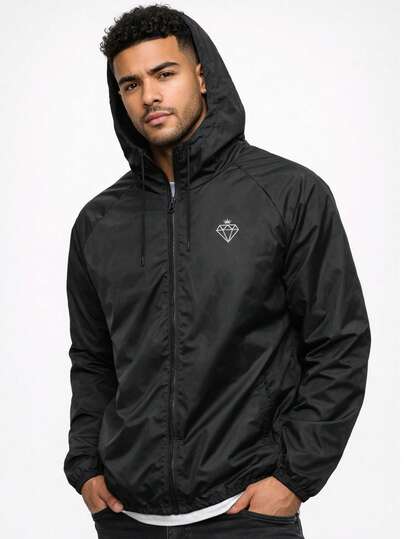 Jaqueta corta-vento masculina de manga comprida com capuz, zíper e cordão, modelagem casual regular.