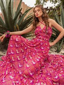 Faeriesty 优雅露背长裙：无袖层叠荷叶边礼服，交叉露背设计，刺绣花藤图案，轻盈飘逸的面料——完美适用于花园婚礼、波西米亚风新娘写真、目的地婚礼、乡村风周年庆典、浪漫户外活动等夏季场合。 - 玫瑰紅 - 查看 10