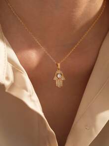 1 Pc College Style Palm Shape Love Artificial Zirconia Holiday Wear Necklace - Multicolor - View 5