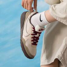 Nike Women's Versatile Casual Sports Sneakers - Multicolor - View 1