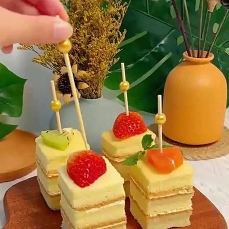 120支/50支/30支金色珍珠鸡尾酒签 - 精致水果、蛋糕、小吃和开胃菜串 - 生日、毕业典礼、周年纪念日和节日派对装饰的理想之选 - 彩色 - 查看 2