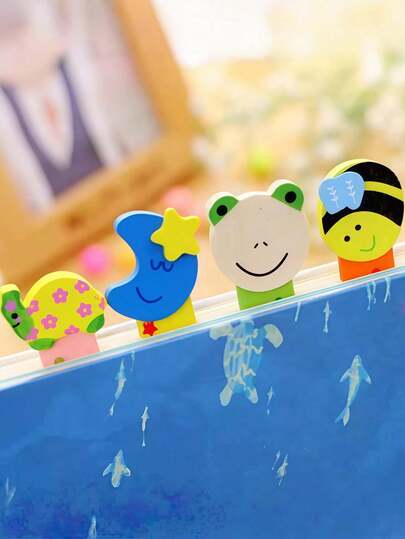 1pc/3pcs/5pcs Cartoon Wooden Bookmarks, Random Colors And Styles, Cute Creative Gift, Student Reading Bookmark, Exquisite Adorable Student Stationery Gift, Book Decor Clip, Reading Page Clip Divider, Reading Marker Index Textbook Page Clip Back To School, Suitable For Books, Bibles And Journals, Great For Daily Office Use, Small Gift For Booklovers, Suitable For Book Lovers - Reading Marker - Unique And Interesting Bookmark Design, Perfect Gift For Booklovers, Teachers