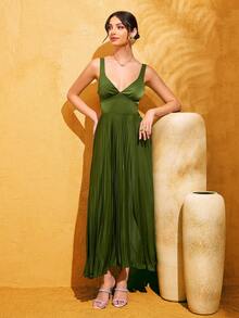 LOVE&LEMONADE 时尚绿色无袖V领吊带露背交叉A字荷叶边连衣裙 - 綠色 - 查看 2