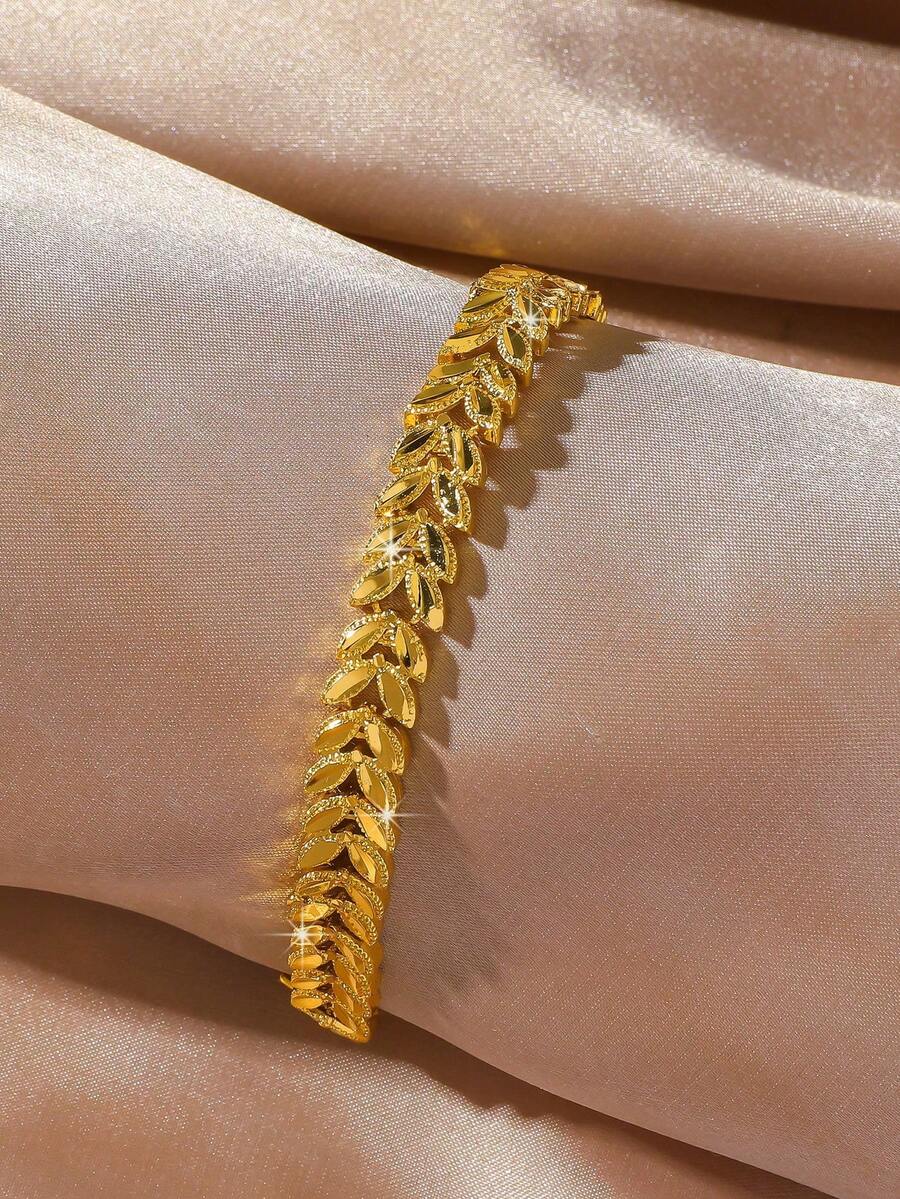 1pc Elegant Fashion Versatile Gold-Plated Leaf Design Bracelet, Suitable For Women's Daily Wear - Gold - View 1