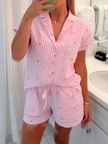 女士条纹心形休闲睡衣套装，配有松紧腰短裤，适合春、夏、秋季穿着。 - 粉色 - 查看 1