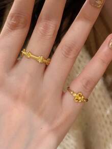 两件套优雅鸢尾花戒指套装，简约铜质镶钻金色开口戒指，适合女性日常、派对、节日、约会、情人节、周年纪念日佩戴，亦可作为珠宝礼物。 - 金色 - 查看 4