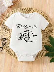 Bộ áo liền quần tay ngắn in chữ "Daddy And Me" cho bé trai. - trắng - Xem 3
