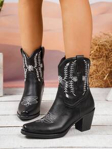 2026 New Women's V-Cut Embroidered Shaft Chunky Heel Cowboy Boots, Retro Short Ankle Pointed Toe Western Boots - Black - View 7