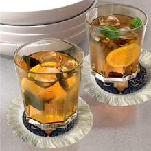 Bộ 1/4/6 chiếc đèn lồng chạm khắc vàng theo chủ đề lễ hội Trung Đông, bầu trời sao đen thẳm với những vì sao lấp lánh, trăng lưỡi liềm khoét rỗng màu vàng, viền họa tiết dập nổi. Tấm lót bàn/đế lót ly bằng vải lanh in hình tua rua, in hoa văn. - Nhiều màu - Xem 8