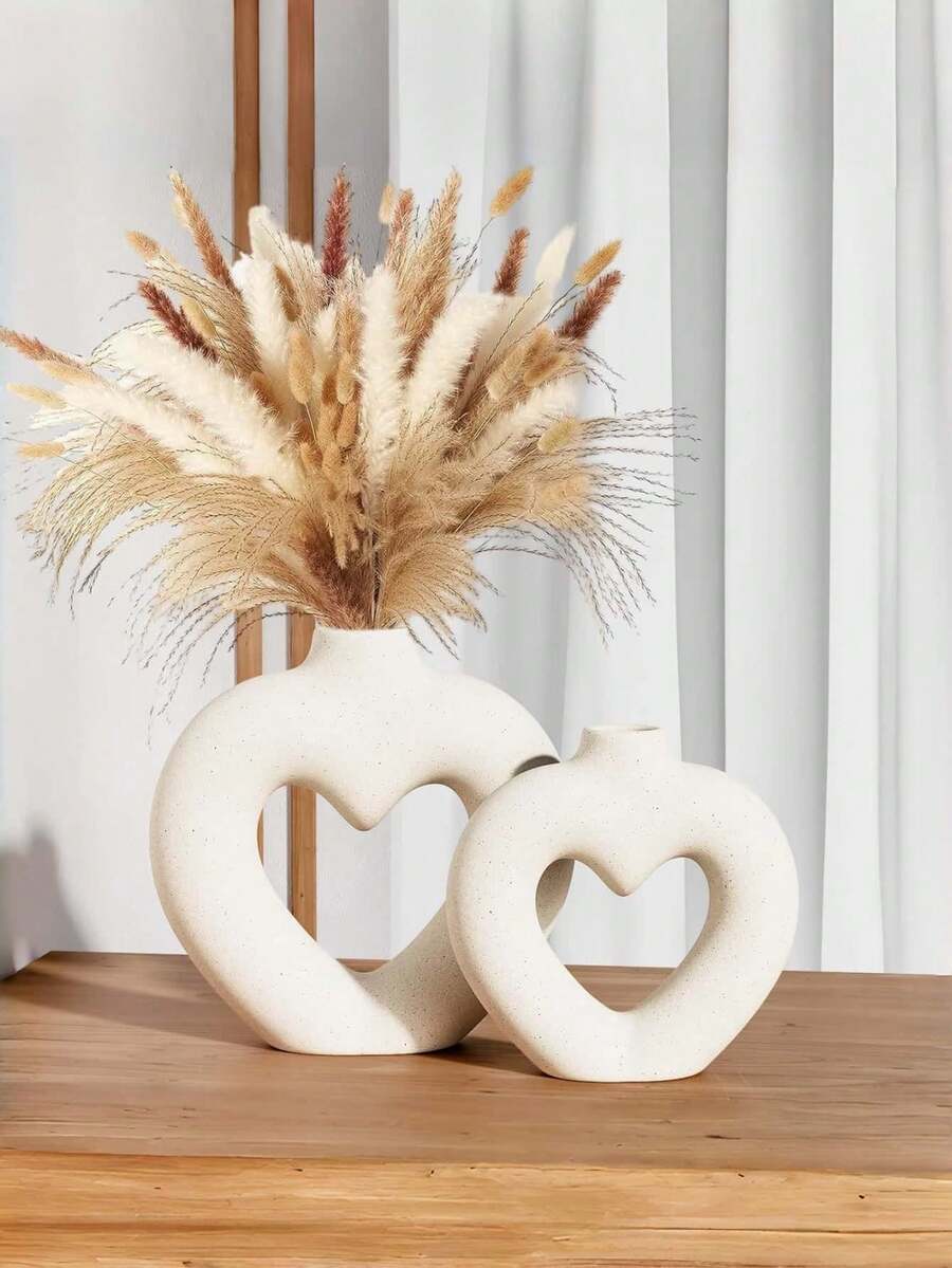 1 chiếc bình hoa hình trái tim màu trắng, bình gốm trang trí hình trái tim, bình hoa phong cách Bắc Âu, bình hoa trang trí tối giản, thích hợp cho bàn ăn, đám cưới, nhà hàng, phòng khách, văn phòng, trang trí nhà cửa.