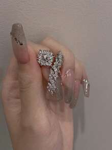 1枚优雅花叶造型镶钻银质开口戒指，适合女性日常、派对、节日、约会、宴会佩戴，亦可作为情人节礼物、周年纪念礼物或珠宝礼品。 - 銀色 - 查看 5