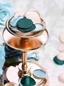 MEHELANY 300 pièces de pétales de rose verts artificiels, en matériau similaire à la soie, convenant pour un mariage romantique, une fête de mariage, un panier de demoiselle d'honneur, une décoration de table, un gâteau de mariage, un tapis d'allée, un anniversaire, la Saint-Valentin, une décoration de fête d'anniversaire (couleurs mélangées) - Vert sapin - Voir 6