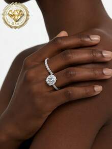 女士订婚戒指，星空圆环戒指，3.7克925纯银，2克拉莫桑石，波西米亚宫廷风格，适合订婚、求婚、结婚纪念日、情人节等场合，附赠莫桑石证书和精美礼盒