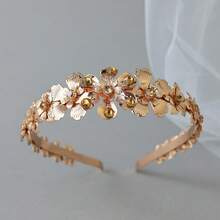 -Inspired Headpiece Luxurious Bohemian Fringe Earring Set Captivating Bohemian Women's Accessories Perfect For Parties, Balls, Music Festivals, Dates, And Eid Celebrations.