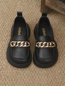 1双儿童金属扣装饰PU舒适轻便圆头套脚平底乐福鞋，适合日常穿着和户外活动，四季皆宜。 - 黑色 - 查看 3