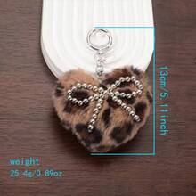 1个银色串珠蝴蝶结心形吊坠钥匙扣，可爱包包挂件，手机装饰，汽车挂饰，情人节，生日礼物