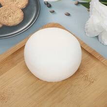 柔软Q弹的Hachimi牛奶面包捏捏乐玩具 - 慢回弹逼真大面包造型，减压桌面玩具，手指感官解压玩具 - 彩色 - 查看 11