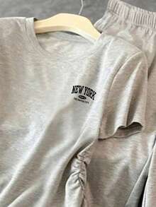 少女圆领字母印花荷叶边短袖T恤搭配阔腿裤休闲日常穿搭 - 灰色 - 查看 3