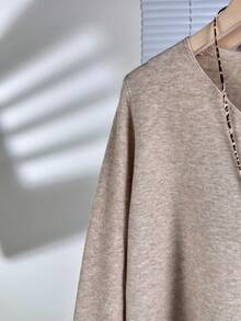 V-Neck Loose Knit Sweater, Soft & Relaxed All-Match Style, Versatile For Spring/Autumn Daily Wear & Commuting - Khaki - View 5