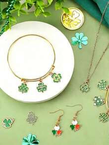 30 piezas Día de San Patricio DIY Verde Esmalte y Aleación Dorada Trébol de Cuatro Hojas Colgante de Dibujos Animados Joyería Haciendo Regalo Festivo (Estilos Aleatorios) - Multicolor - Ver 11