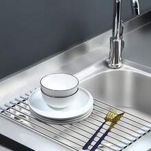 1 tấm lót bát đĩa silicon đa năng - Chịu nhiệt, khay thoát nước bồn rửa có thể gập lại kèm giá đựng dụng cụ - Dụng cụ nhà bếp tiết kiệm không gian với thiết kế cuộn lại. - Xám - Xem 7