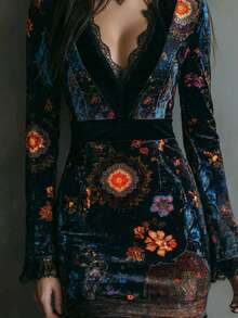 Elegant Vintage Deep V Neck Short Dress With Contrast Lace And Floral Print For Women, Long Sleeve Bodycon Party Attire - Black - View 2