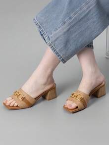 Athlefit Women's Raffia Heeled Sandals Square Open Toe Slip On Mules Chunky Block Heels With Metal Chain For Summer Vacation - Brown Raffia - View 2