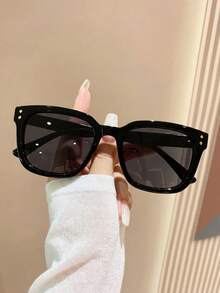 1 Pair Square Casual Versatile Fashion Glasses, Unisex, Suitable For Daily Wear, Street Photography, Vacation, Summer Beach, Back To School - Black - View 2