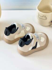 1 Pair Spring/Autumn Kids Sneakers, Soft Sole Toddler Boys' White Casual Shoes, New Versatile Running Shoes For Boys & Girls Students Flat Shoes - Black - View 5