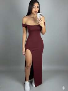 Long, Fitted, Off-The-Shoulder Dress With A Sensual Side Slit. - Redwood - View 1
