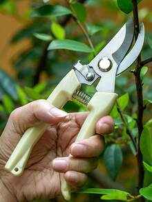 1PC Stainless Steel Garden Tools, Household Pruning Shears, Branch Cutter, Fruit Tree Pruning Shears, Tree Branch Cutter, Spring-Loaded Manual Garden Shears, Suitable For Balcony, Patio And Other Occasions - Mustard Yellow - View 4