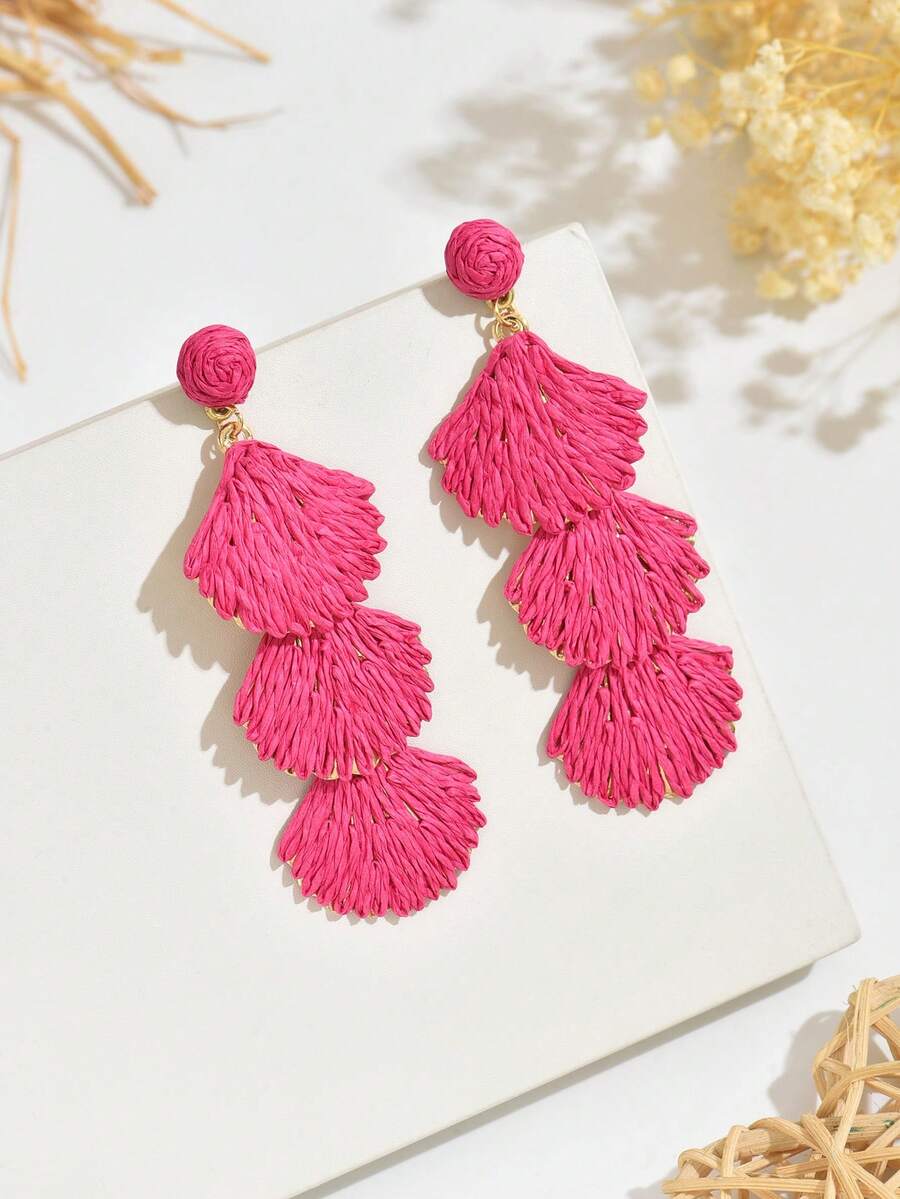 OOQ 1 Pair Handmade Bohemian Style Raffia Straw Shell Tassel Long Earrings, Geometric Design Earrings Suitable For Beach, Holiday, Wedding, Mother's Day, Music Festival, Daily Wear, Party (Handcrafted Raffia Weaving, Shape And Direction Random) - Hot Pink - View 1