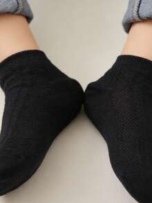 10 Pairs Kids/Youth Striped Cotton Casual Comfortable Versatile Mid-Calf Socks - Black and White - View 4