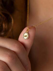 1pc Customized Rhinestone Oval Letter Necklace Customized Engraved Diamond Pendant Necklace Vintage Jewelry Gift For Her - Gold - View 3