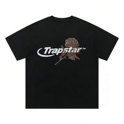 Camiseta TRAPSTAR para hombre, diseño de manga corta con estampado de rosas, estilo minimalista y elegante. Corte holgado tipo sudadera, apta tanto para hombre como para mujer. La elección perfecta para outfits de pareja, un excelente regalo para San Valentín.