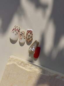 1个3D豹纹蝴蝶结美甲贴纸 迷人蝴蝶结美甲贴纸 滑动式冬季美甲装饰 美甲用品 - 彩色 - 查看 5