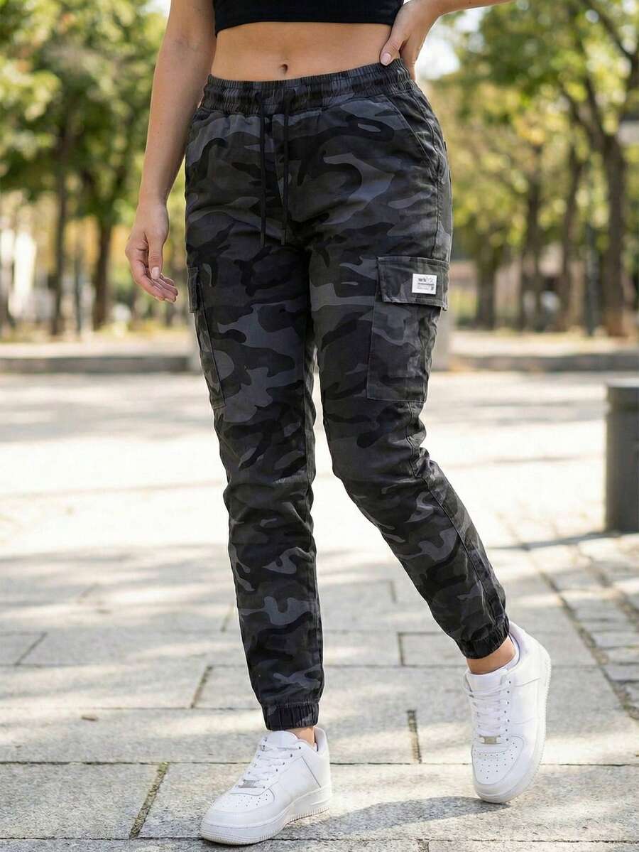 女士运动休闲迷彩工装裤，Y2K 高腰口袋慢跑裤，街头风 - 深灰色 - 查看 1