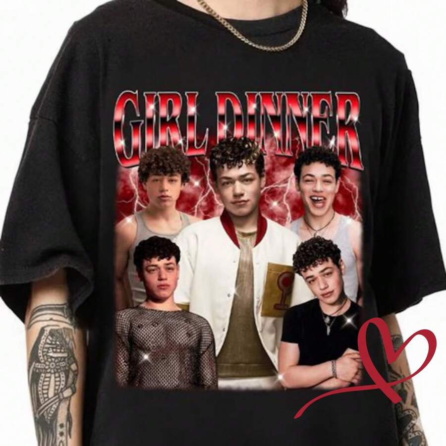 Girl Dinner Ray Zombies 4 Shirt, Zombies 4 Dawn Of The Vampires Homage Shirt, Zombies 4 Characters, Zombies 4 Vintage Shirt - 黑色 - 查看 1