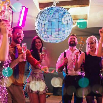 4pcs/Set Disco Ball Shaped Piñata, Disco Theme Piñata Suitable For Birthday Party, Party Decoration, Fun Decoration Piñata, Photo Prop, Suitable For Various Parties, Includes Bat & Blindfold