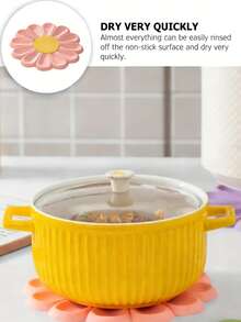 1pc Silicone Daisy Shaped Trivet Mat, Heat Resistant Pad For Hot Pots And Pans, 6.7 Inch Diameter, Washable - Multicolor - View 3