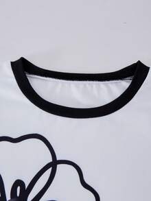 Bộ đồ mùa hè phong cách quý phái cho bé gái, áo thun trắng cổ tròn in hoa hồng phối chân váy xếp ly đen, set đồ 2 mảnh tối giản thường ngày. - màu đen - Xem 7