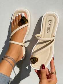 Sandalias planas para mujer, sandalias romanas, sandalias de punta cuadrada, correa cruzada, sandalias de playa de verano, pantuflas de mujer, sandalias blancas, sandalias de tacón abierto, zapatos de verano, sandalias retro, cómodas y suaves, zapatos de vacaciones, zapatos de playa, zapatos de verano de moda para mujer, hebilla de metal, pantuflas, sandalias, zapatos de resort de playa, zapatos de viaje, sandalias planas para mujer, nuevos zapatos de mujer, zapatos elegantes de mujer, sandalias de verano para damas - Blanco - Ver 6