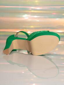 1 Pair Solid Color Fashion Buckle High Heel Sandals, Thick Sole Chunky Heel High Heels For Outdoor Summer - Green - View 6