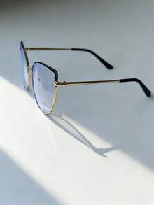 1 Pair Unisex Stainless Steel Cat Eye Spring Foot Pad Casual Eyeglasses, Light, Versatile For All Seasons - A - View 2