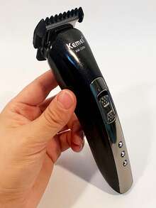 Kemei KM-1506 电动理发器剃须刀胡须剃刀面部脱毛器鼻毛耳毛修剪器三合一 USB 充电男士理发机，价格实惠，热销家用理发器，适合全家使用。 - 黑色 - 查看 8