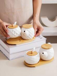 1 Set White Ceramic Kitchen Storage Jars & Spice Rack With Bamboo Tray, Ceramic Spice Jars With Natural Bamboo Lids, Creative Nordic Style Diamond & Wave Pattern, Suitable For Hotel, Restaurant, Home Kitchen Seasoning Bottles, Oil, Vinegar, Spices - White - View 4