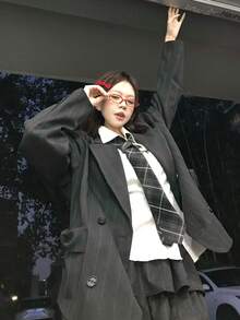 1条经典条纹JK制服领带，适合学生和青少年，格子图案，角色扮演派对领带配饰，可搭配女士连衣裙和情人节装饰 - 煙灰色 - 查看 6