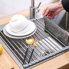 1 tấm lót bát đĩa silicon đa năng - Chịu nhiệt, khay thoát nước bồn rửa có thể gập lại kèm giá đựng dụng cụ - Dụng cụ nhà bếp tiết kiệm không gian với thiết kế cuộn lại. - Xám - Xem 2